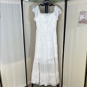 Guess Elegant White Lace Maxi Dress